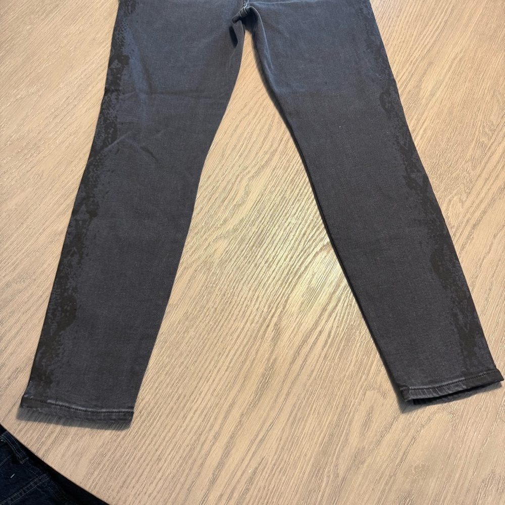 7 for all mankind Aubrey Super High Waist Black Skinny Jeans Snake Print 28 NWT - Picture 15 of 15